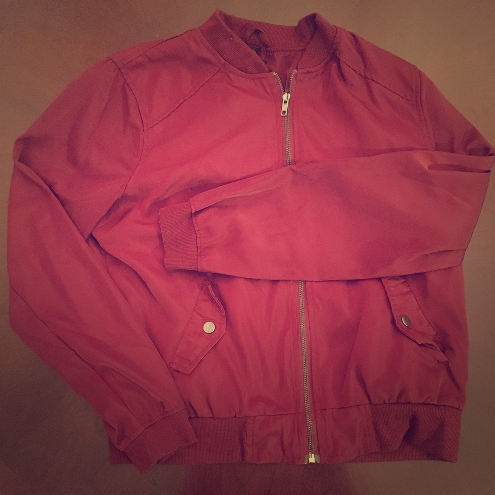 Ladies Justify Size M Burgundy Zip Up Jacket